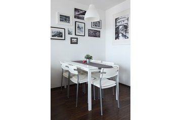 Croazia Privát Sesvete, Esterno